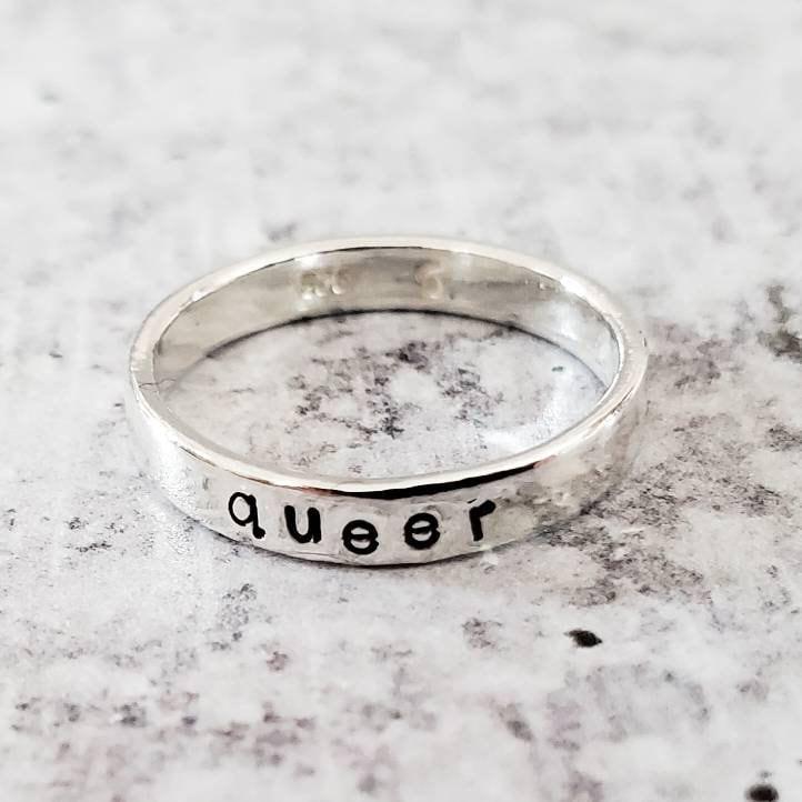 QUEER Skinny Band Ring